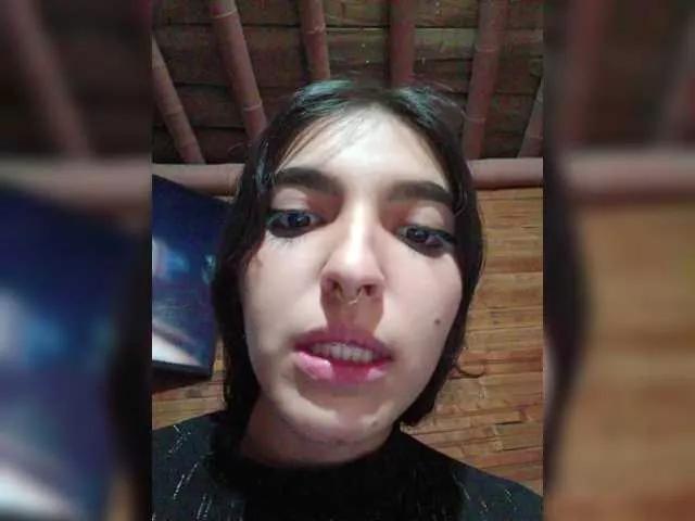 sheylawood on BongaCams 