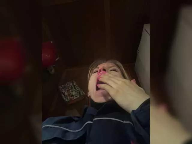 ShinyMagik on BongaCams 