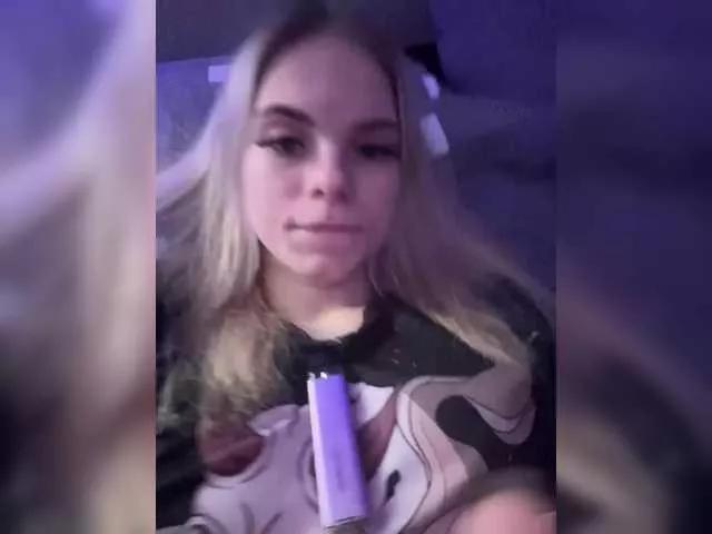 ShinyMagik on BongaCams 