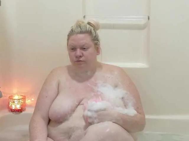 Siennaluxx on BongaCams