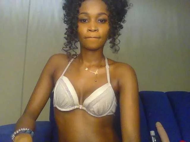 Sierraxoxox on BongaCams 