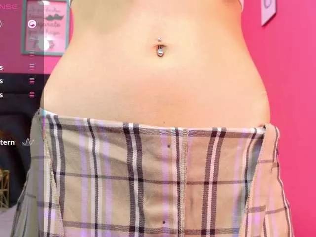 skinnyandcute on BongaCams