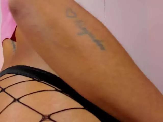 skinnyslutgirl on BongaCams 