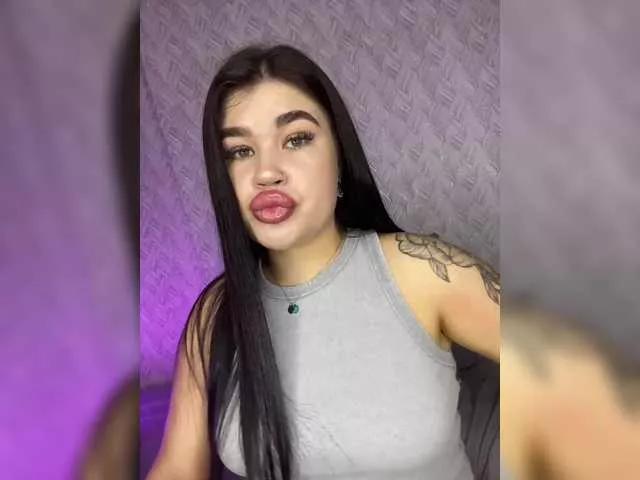 suchka-black- on BongaCams 