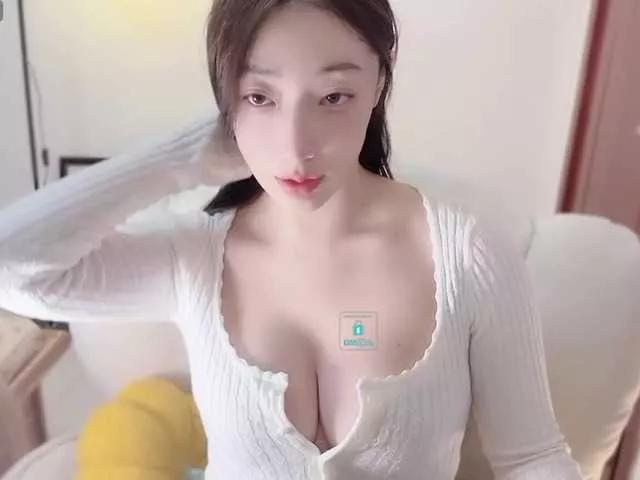 Sweet-Q on BongaCams 