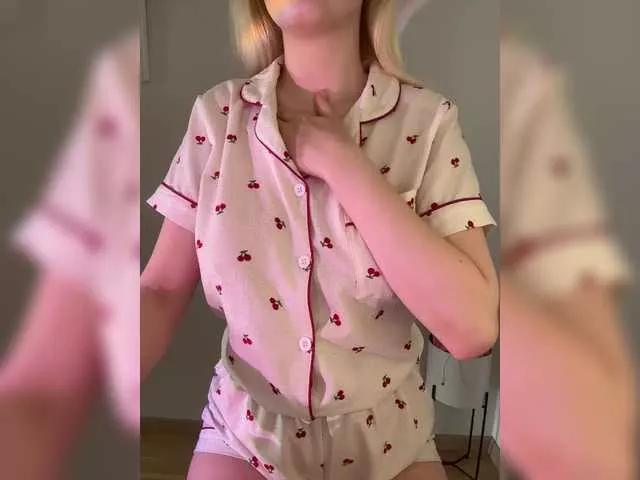 sweety-kittyy on BongaCams 
