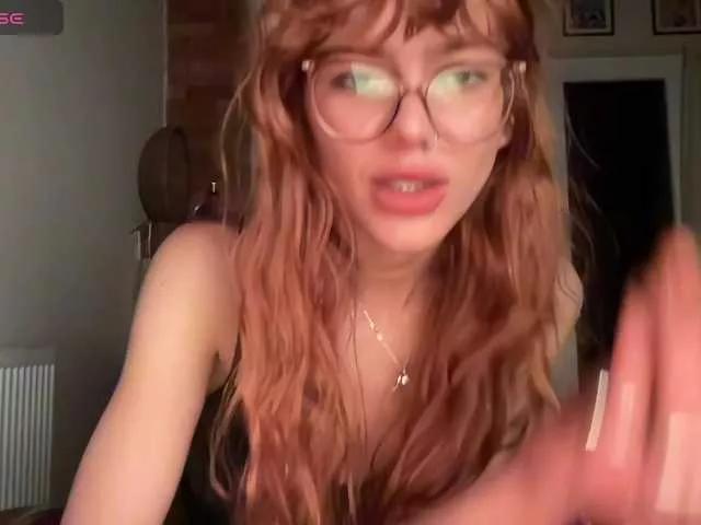 tiksie on BongaCams 