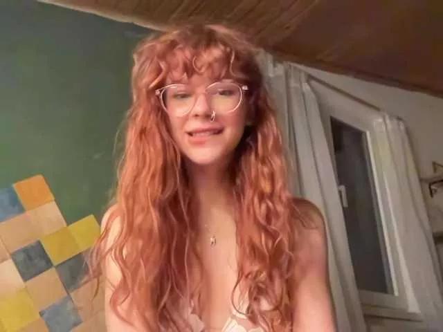 tiksie on BongaCams 