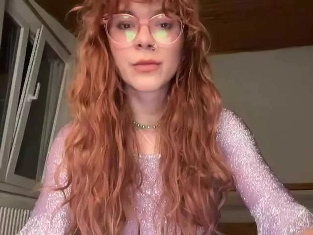 tiksie on BongaCams 