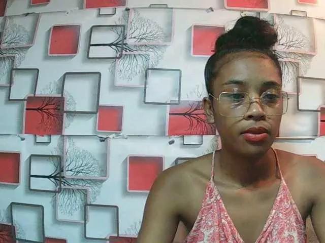 TriciaBella on BongaCams 