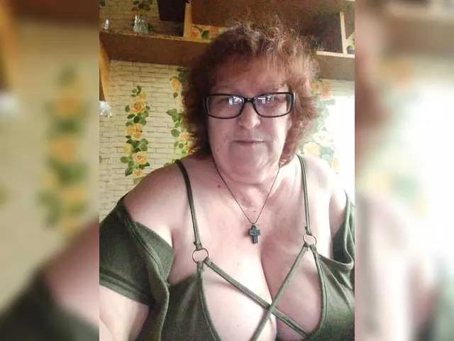Offline TUTSI6 on BongaCams