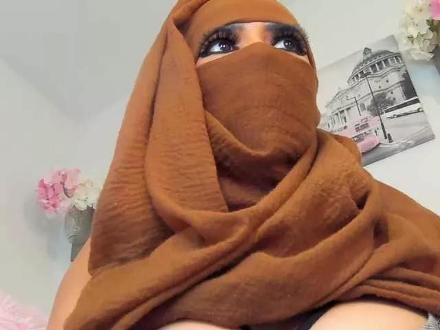 VictoriaMayeer on BongaCams 