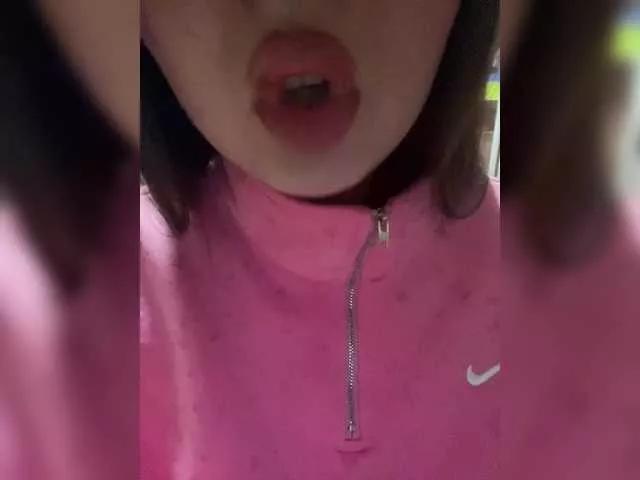 Vikadetka99 on BongaCams 