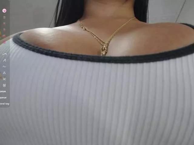 violeta-thequeen on BongaCams 