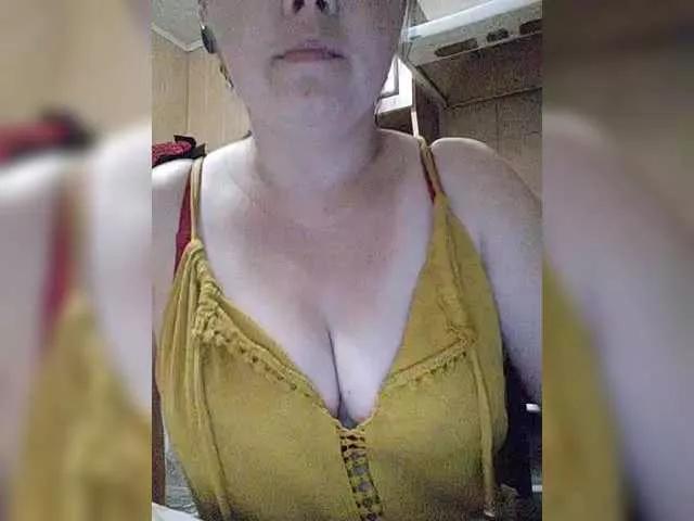 Vitalina272127 on BongaCams 