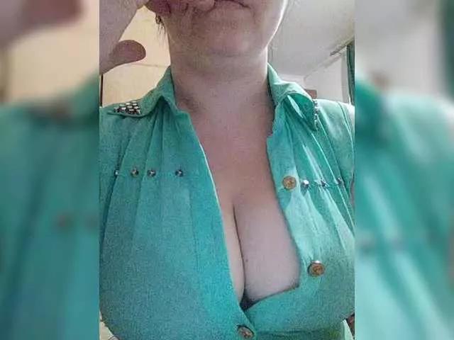 Vitalina272127 on BongaCams 