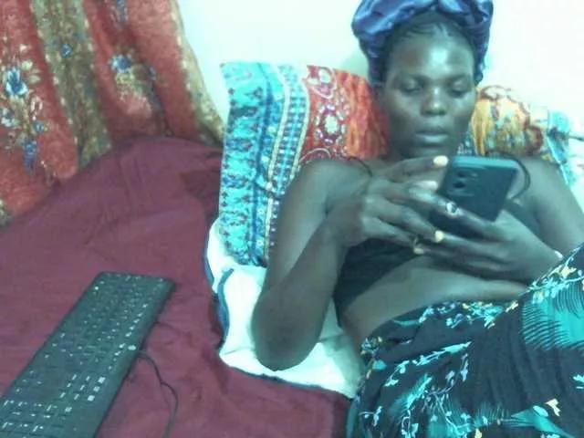 Offline Vivvy-Queen on BongaCams