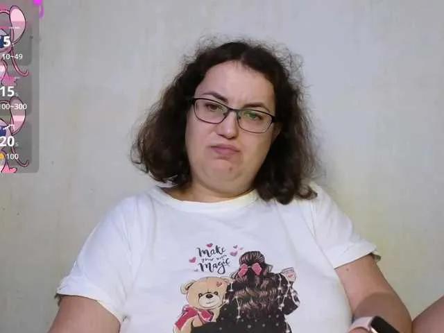 Freechat Vlada-13 on BongaCams