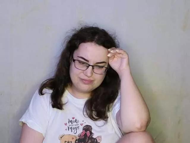 Freechat Vlada-13 on BongaCams