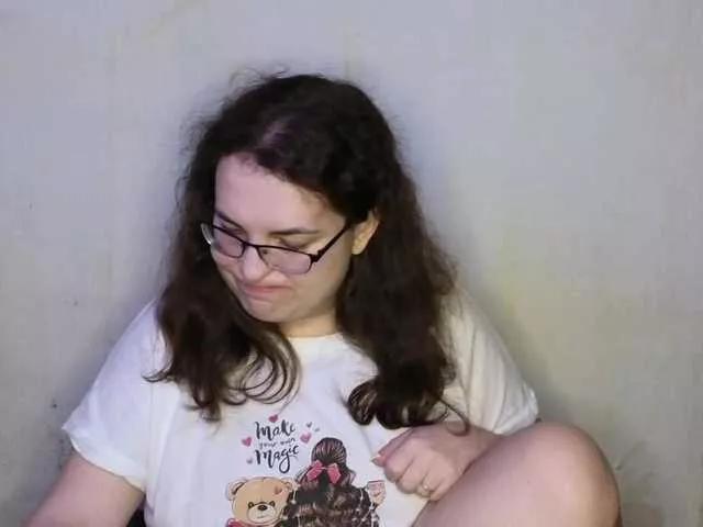 Freechat Vlada-13 on BongaCams