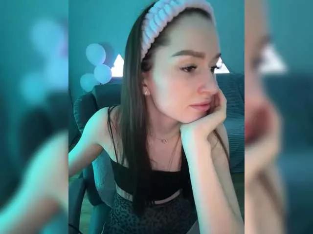 whiteTEAa on BongaCams 