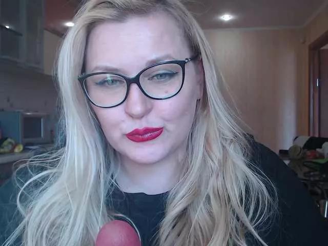 WifeyNusha on BongaCams 