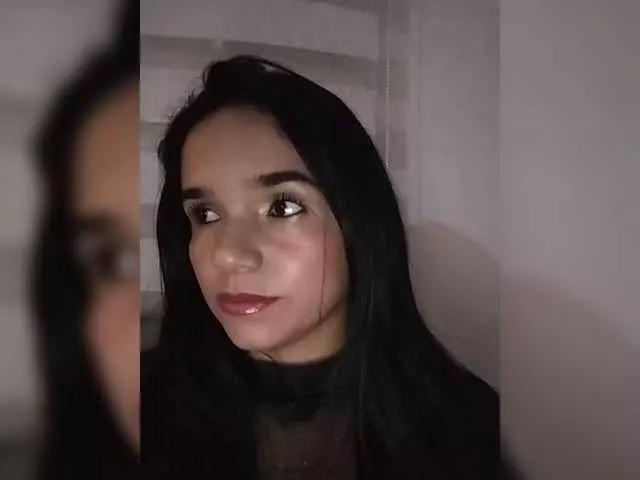 XiomaraSmith4 on BongaCams 