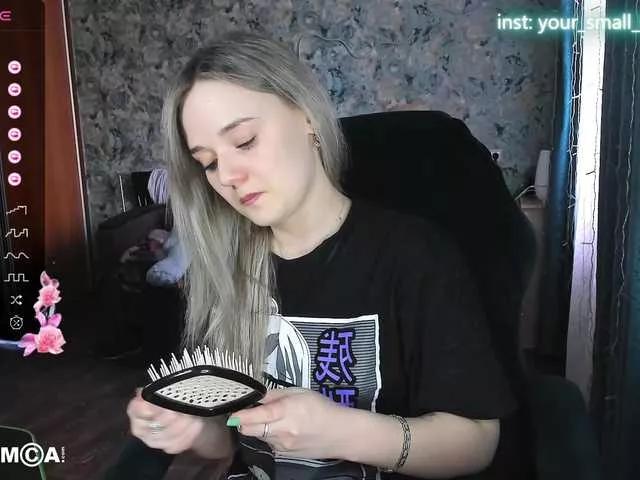 your-small-bunny on BongaCams 