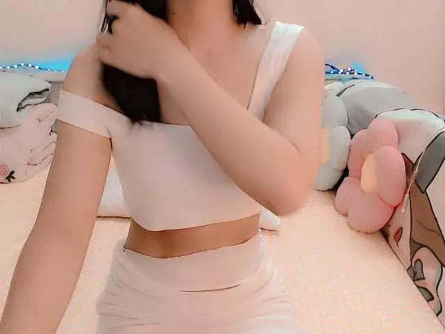 Yuichan on BongaCams 