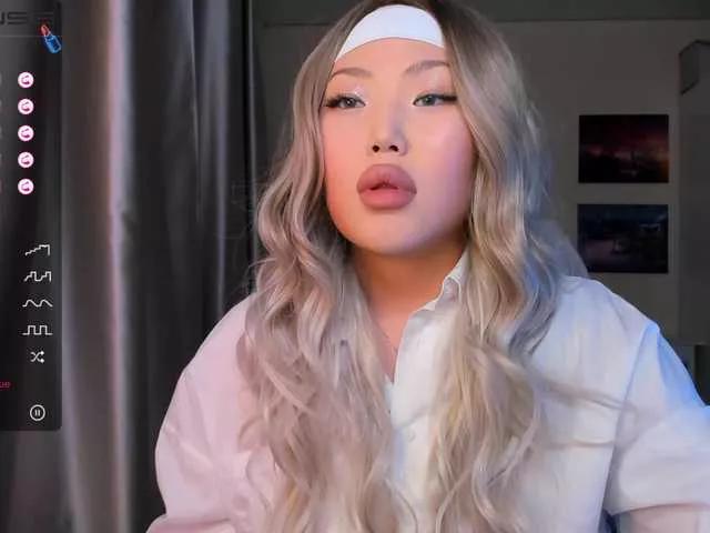 yvetteop on BongaCams 