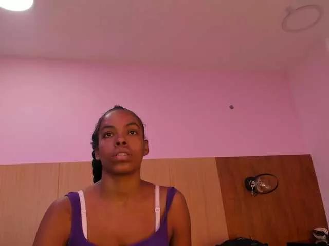 ZOESMITHCH on BongaCams 