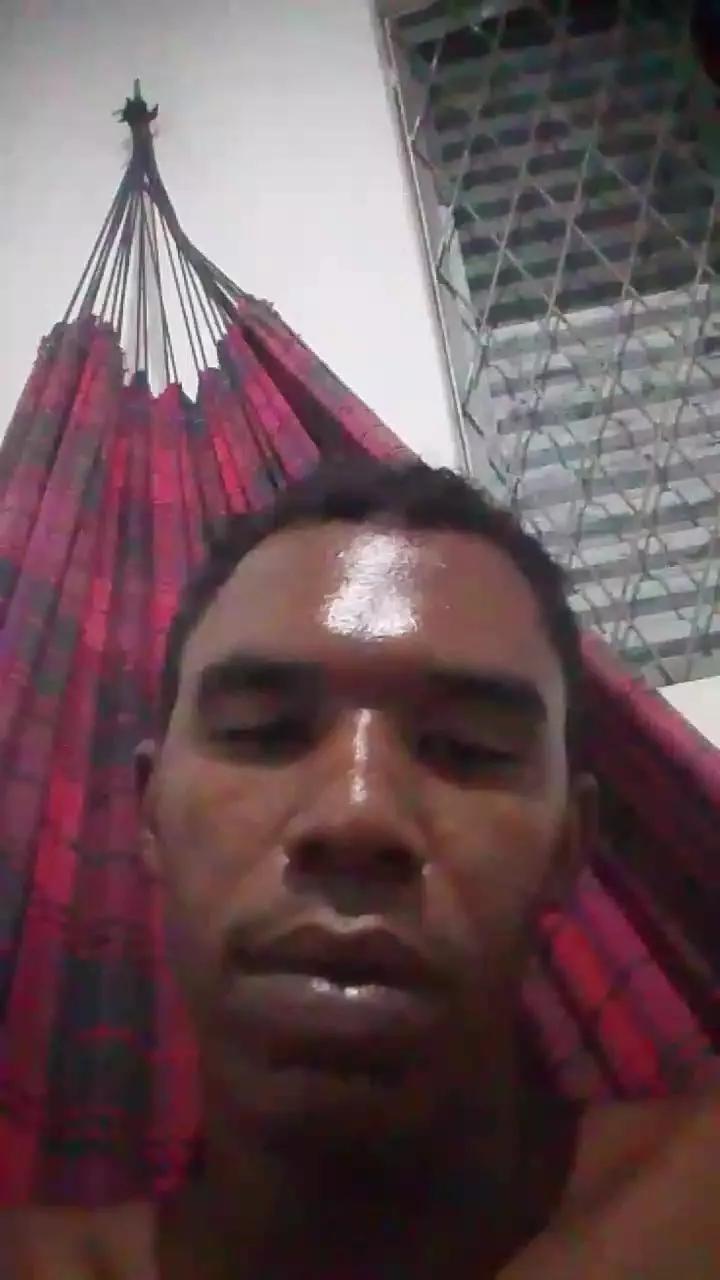 6829793335 on Cam4 