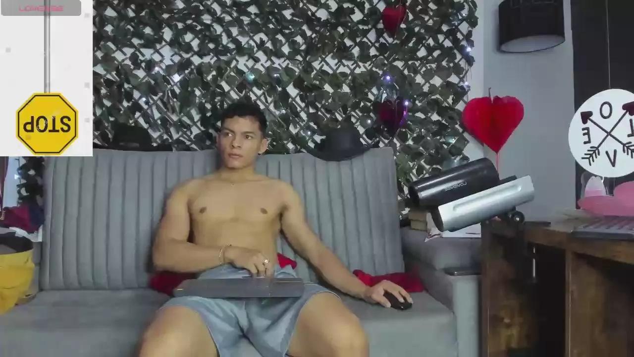 _EUFRATES_ on Cam4 