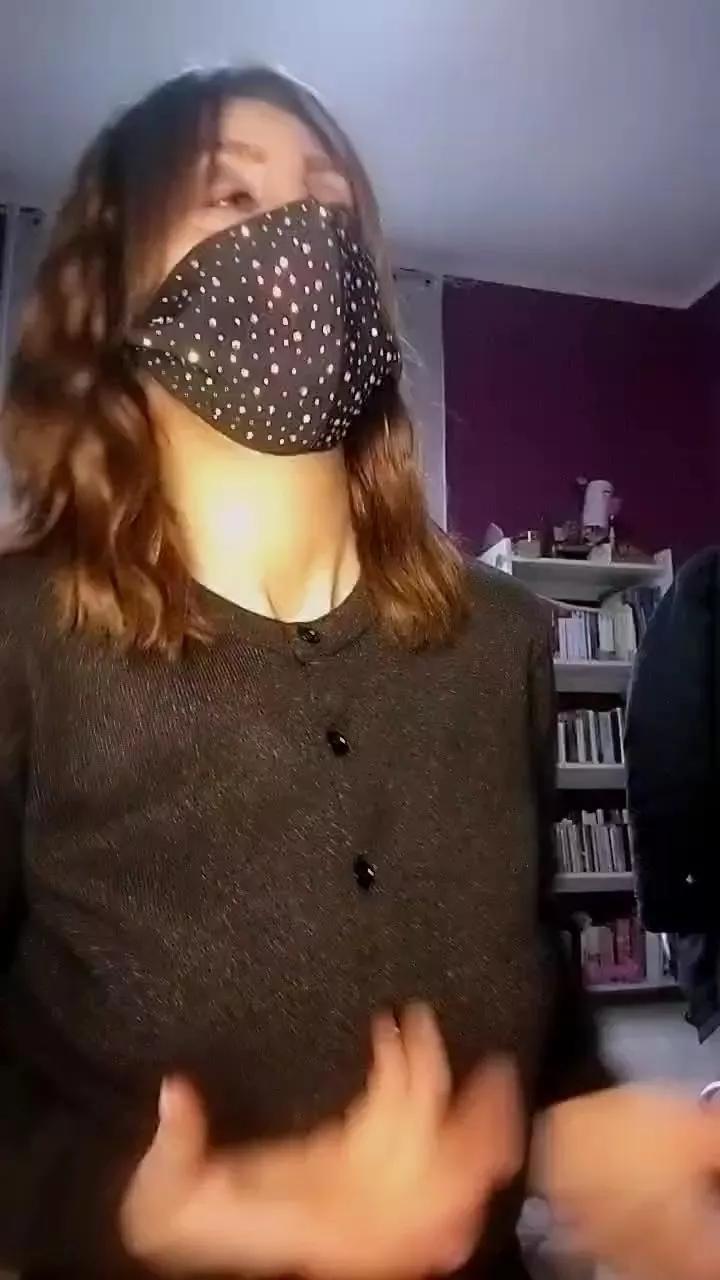 Akemy_room on Cam4 