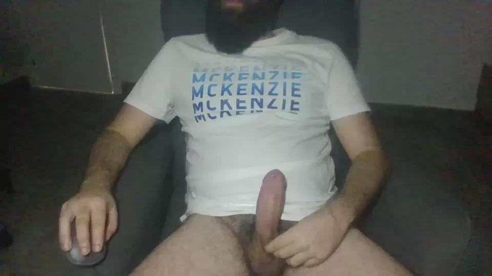 Albertogg27 on Cam4 