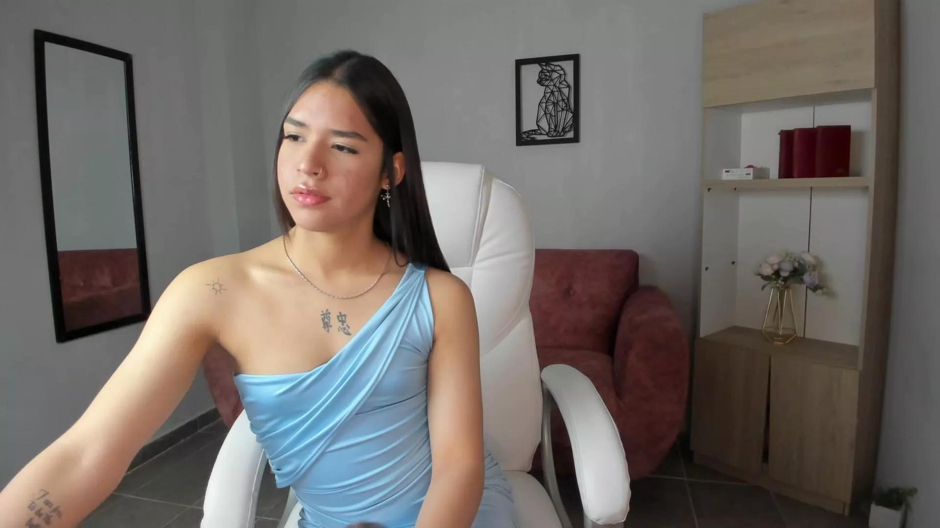 AliceSecrets on Cam4 