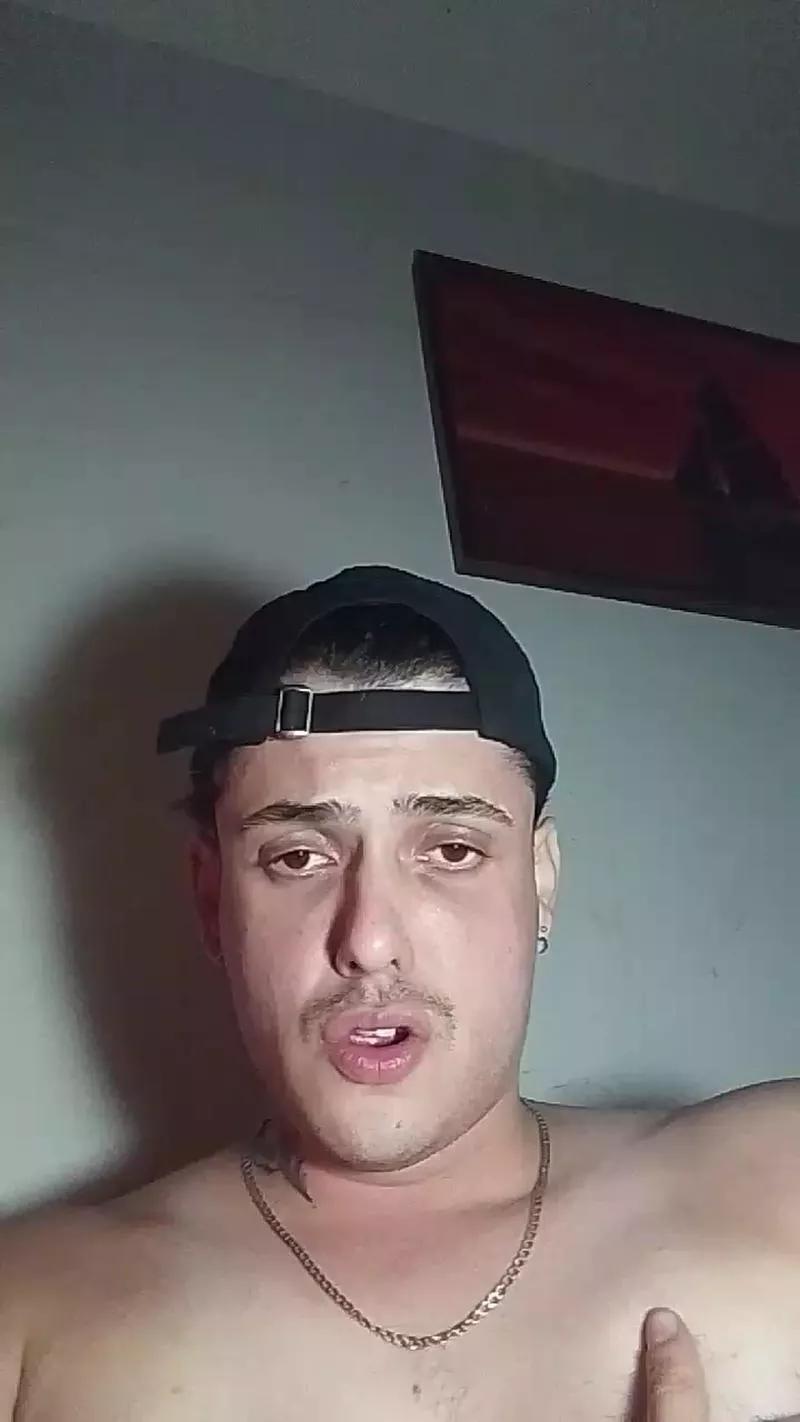 andrestechha on Cam4 