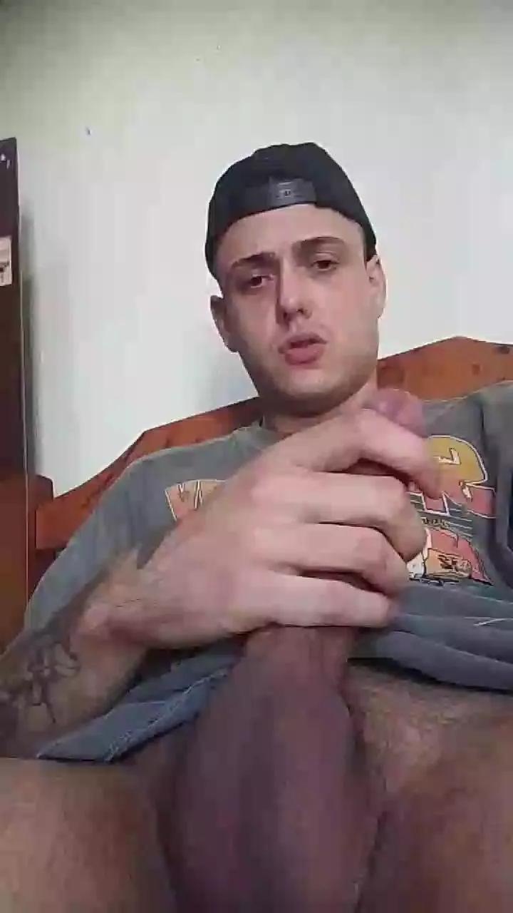andrestechha on Cam4 