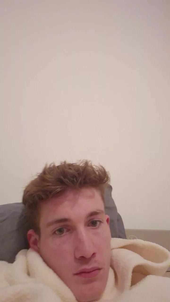 Anthony2324 on Cam4 