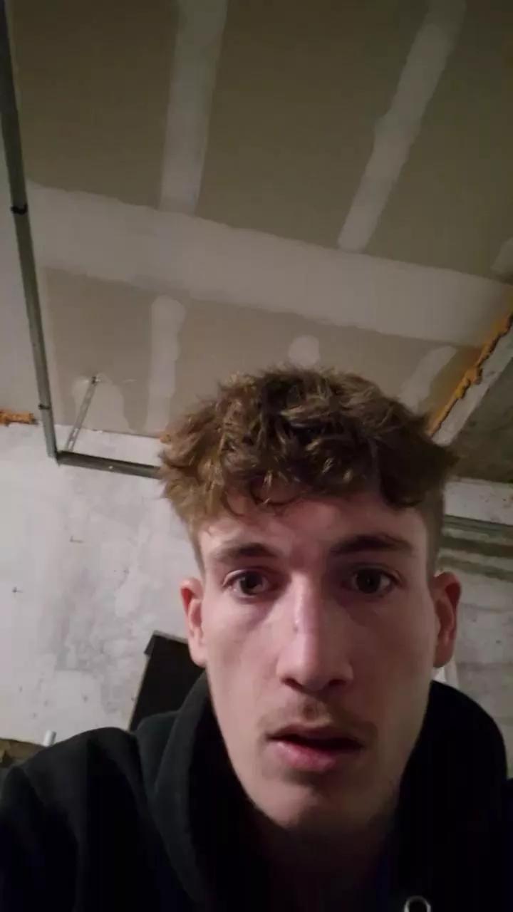 Anthony2324 on Cam4 