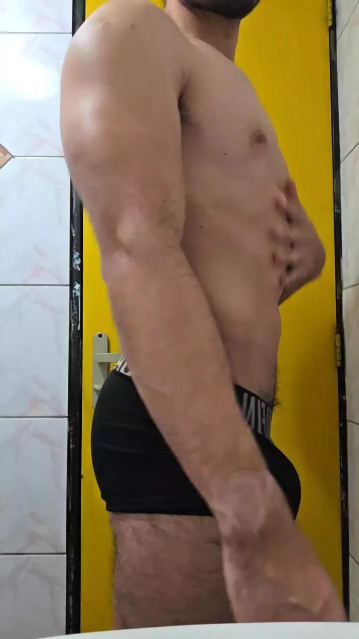 atriiis on Cam4 