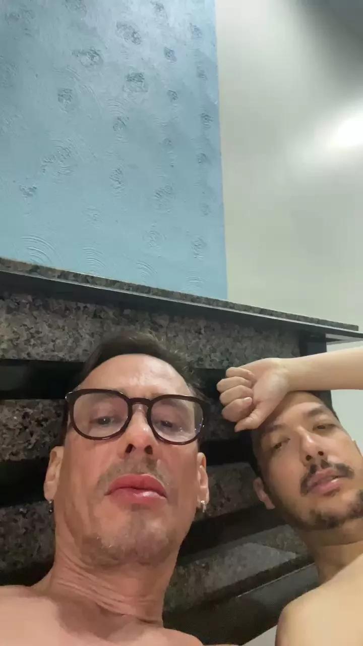 AzureFetichista on Cam4 
