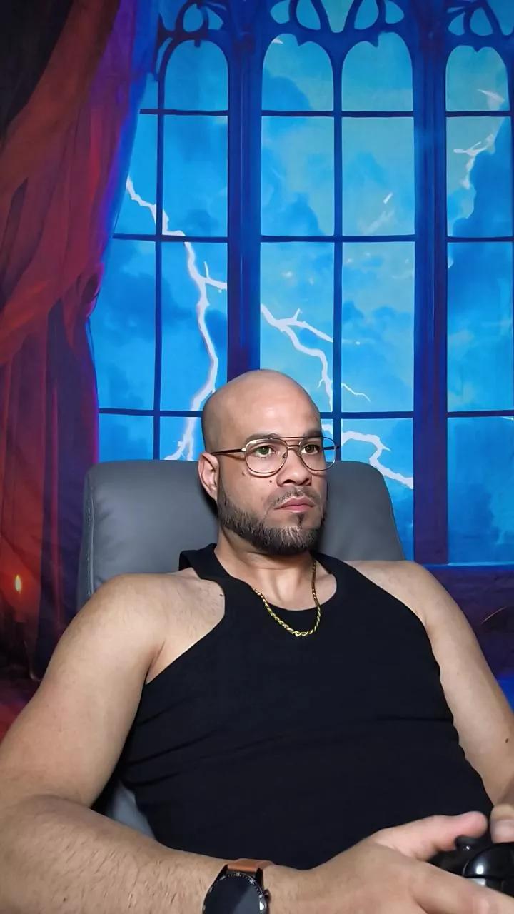 BANE_KYUBI on Cam4 