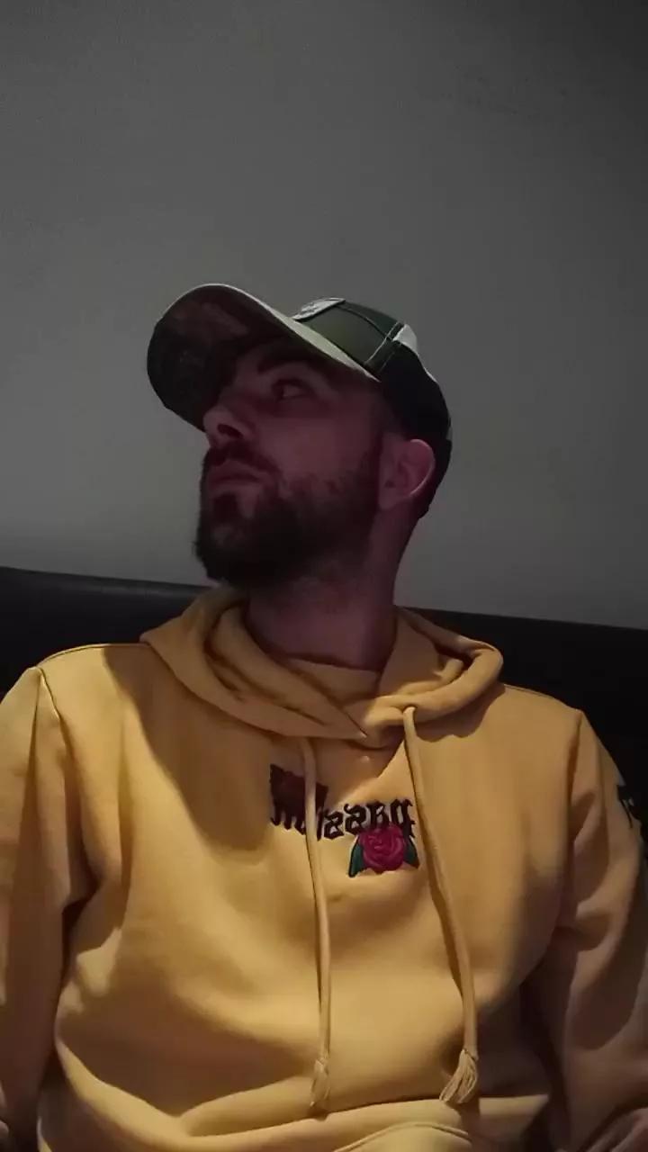 Bcn18Real on Cam4 