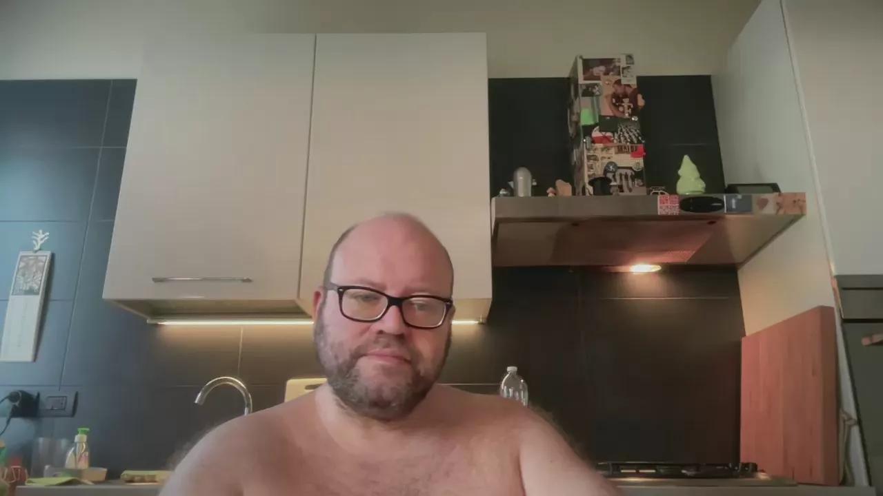 BearBoy78 on Cam4 