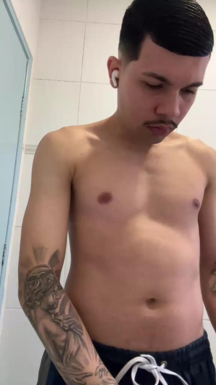 beh_pauzao on Cam4 