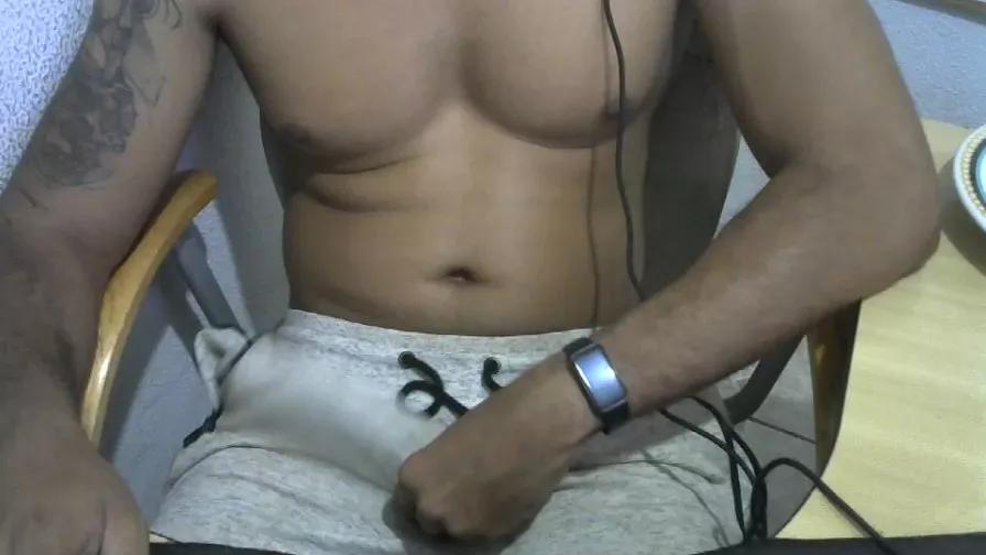 bembemdiscreto on Cam4 