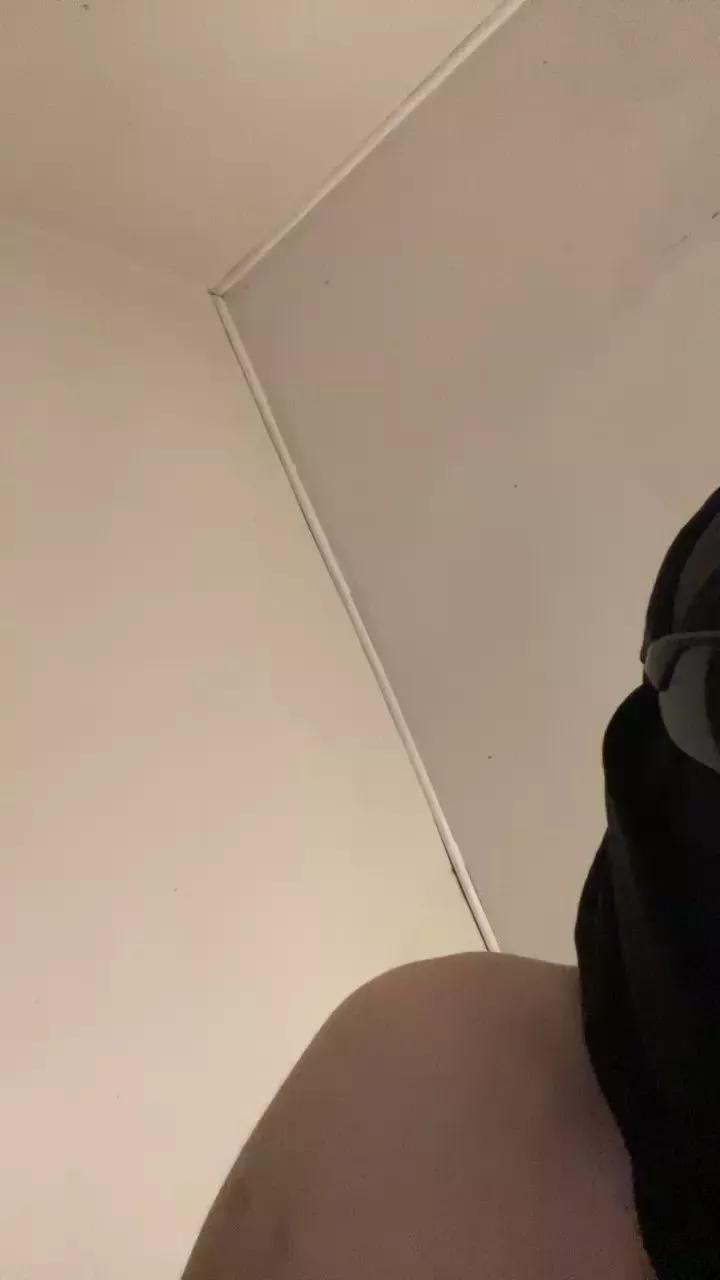 Bigdick2777777 on Cam4 