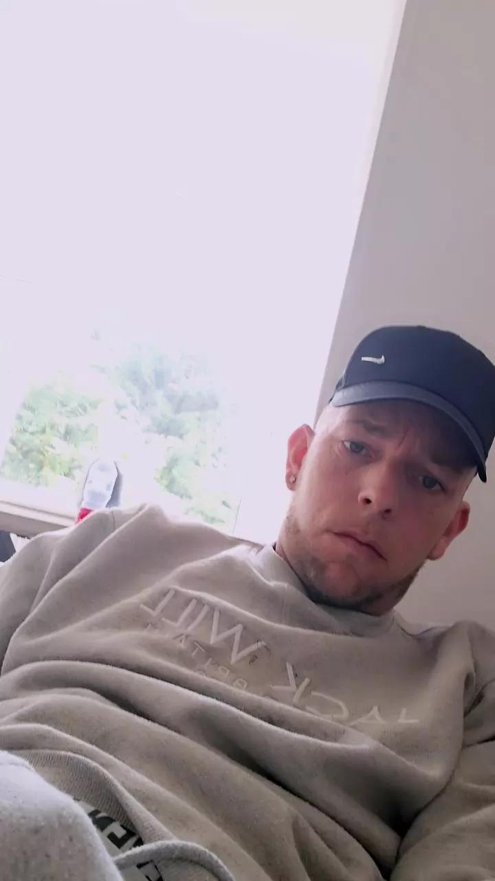 biladz_xxx on Cam4 