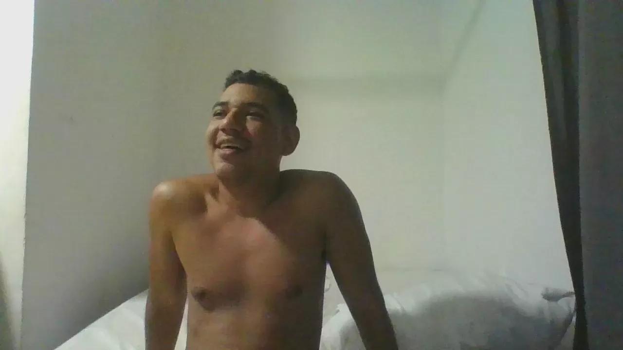 Black23toolD on Cam4 